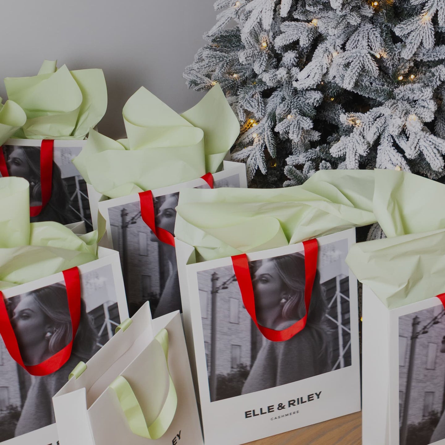 The Best Cashmere Gifts Under $500: Our 2026 Holiday Guide