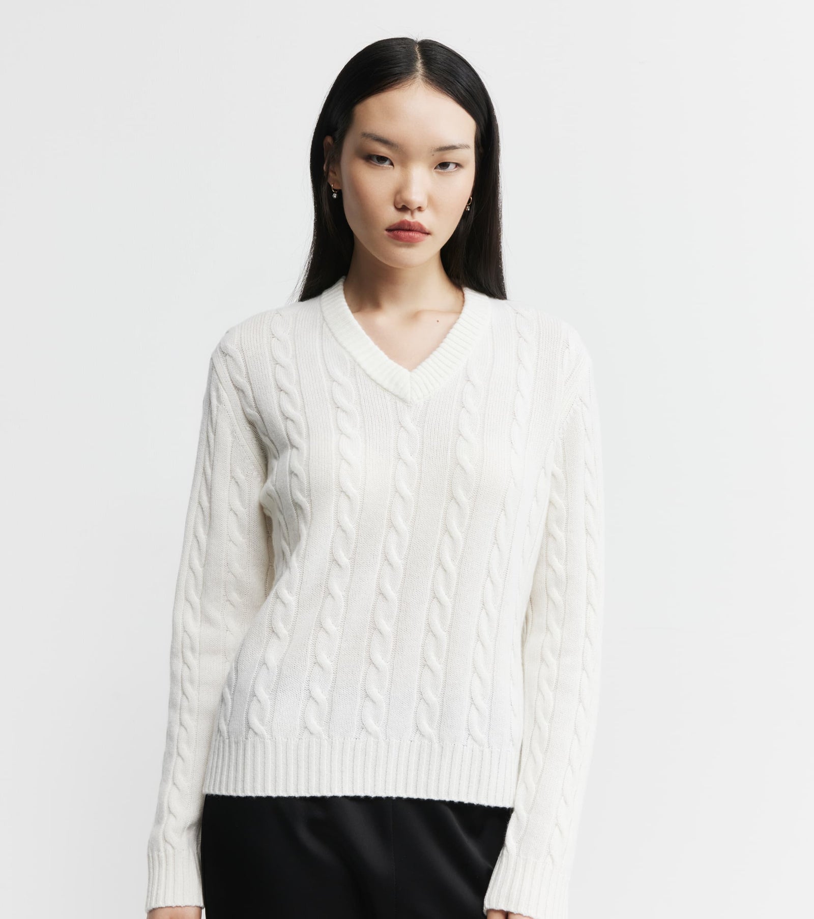 Cashmere Cable V Sweater - White