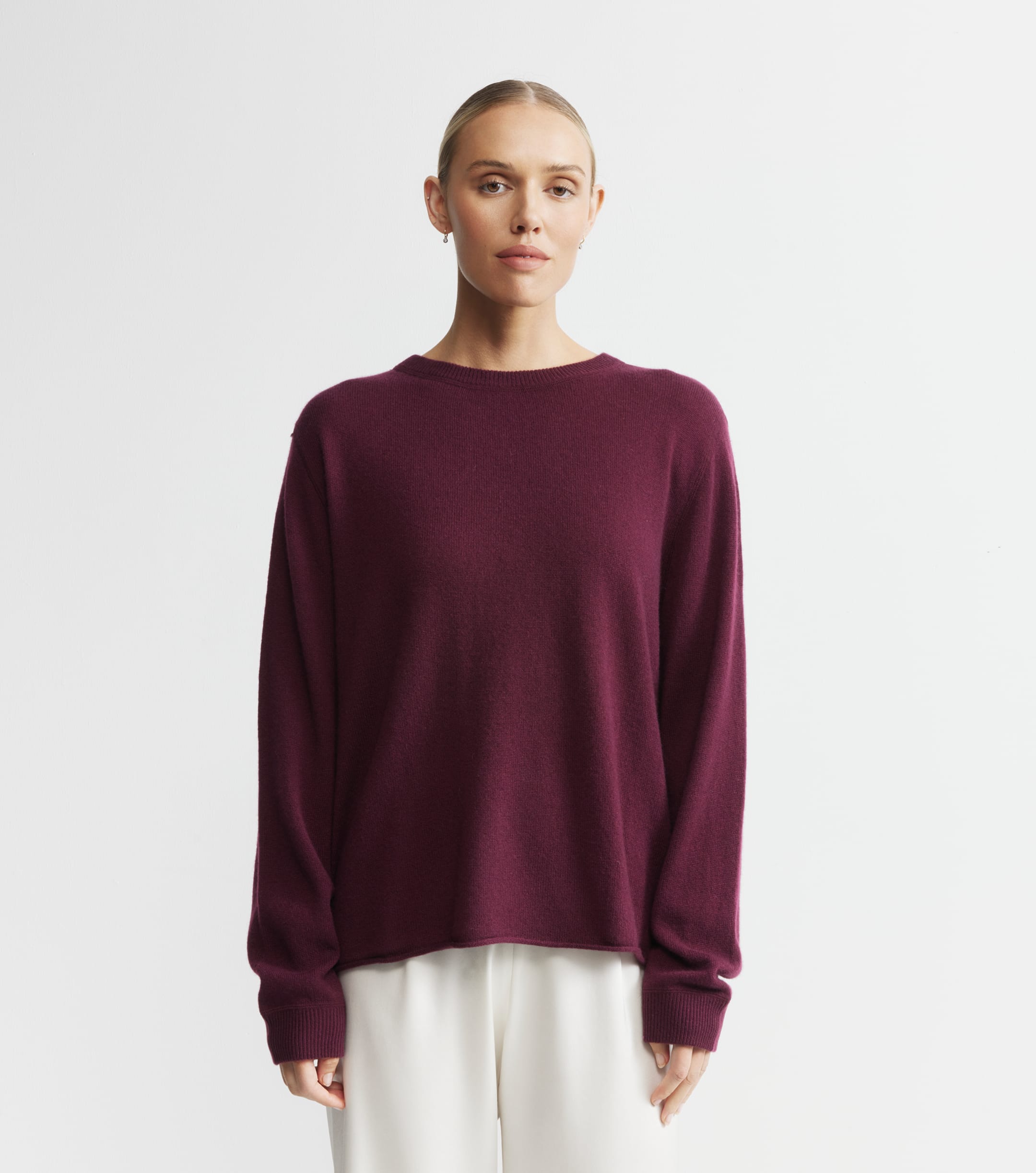 Cashmere Featherweight Oversize Crew - Burgundy