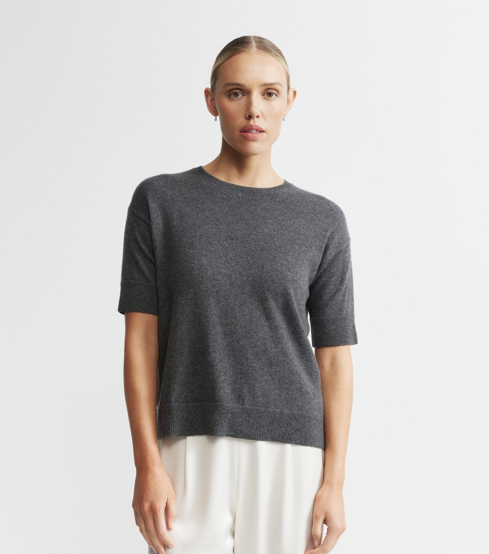 Essential Cashmere Crew Tee - Graphite