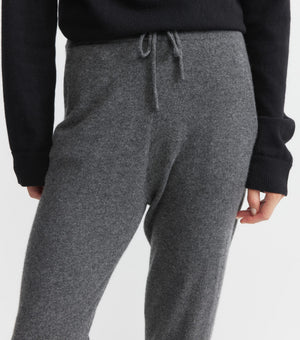 Essential Cashmere Jogger - Graphite