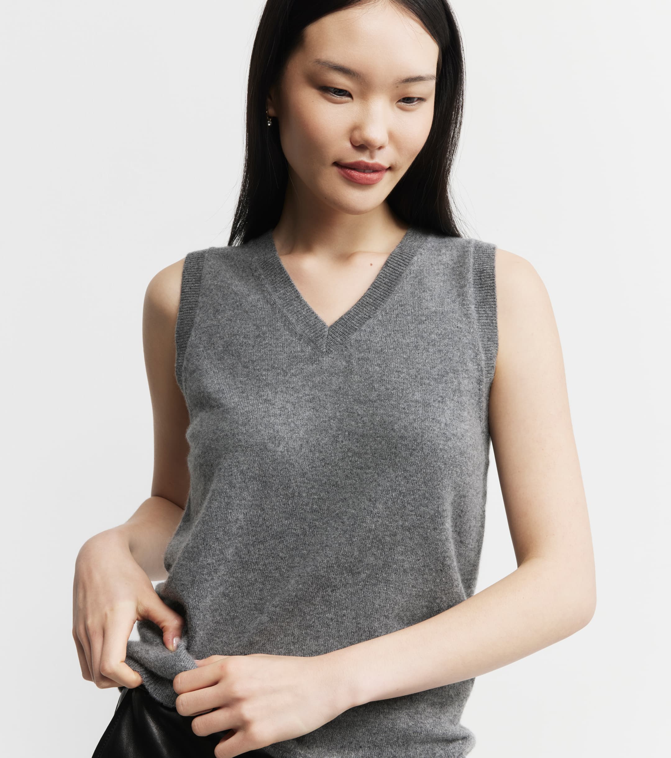 Cashmere V Tank - Graphite