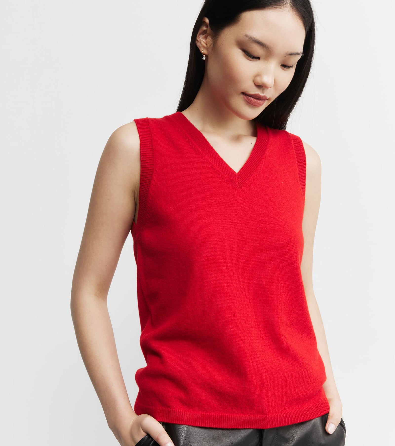 Cashmere V Tank - Red