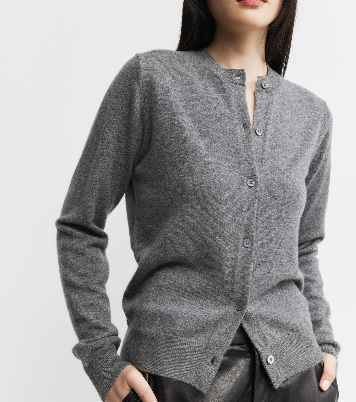 Essential Cashmere Crew Cardigan - Graphite