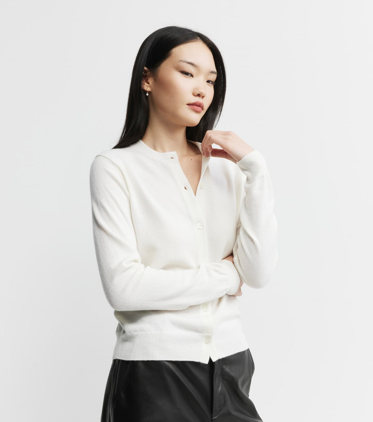 Essential Cashmere Crew Cardigan - White