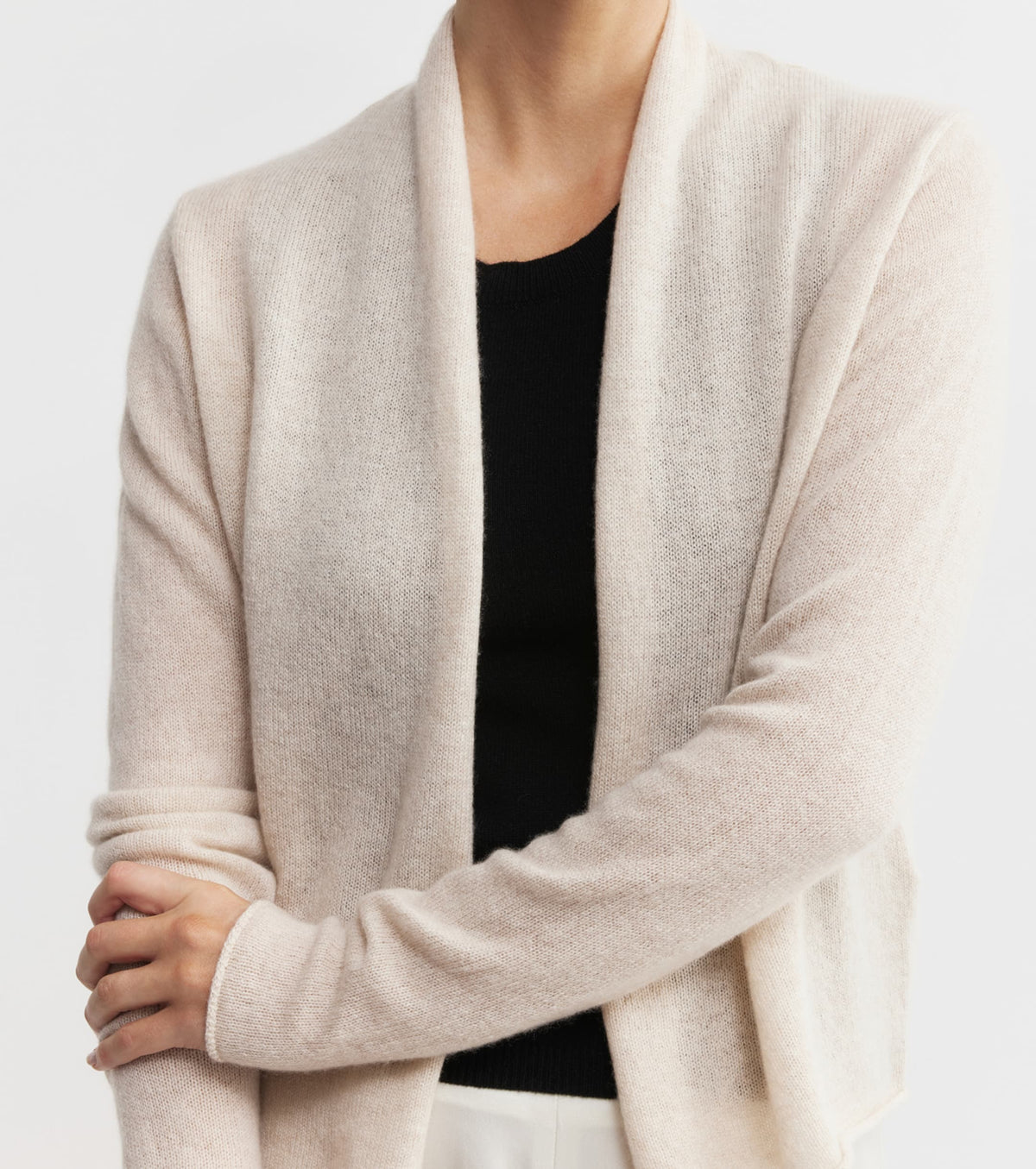 Featherweight Cashmere Cardigan in Sand