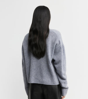 Featherweight  Cashmere V Neck - Grey Melange