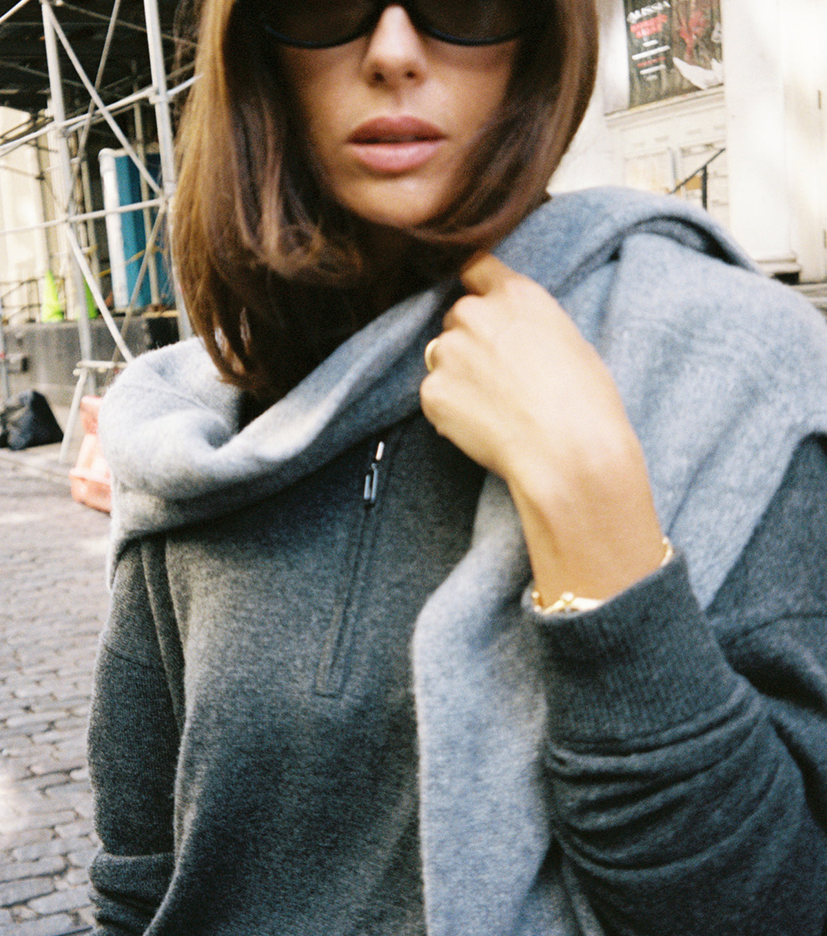 Cashmere Half Zip - Carbon