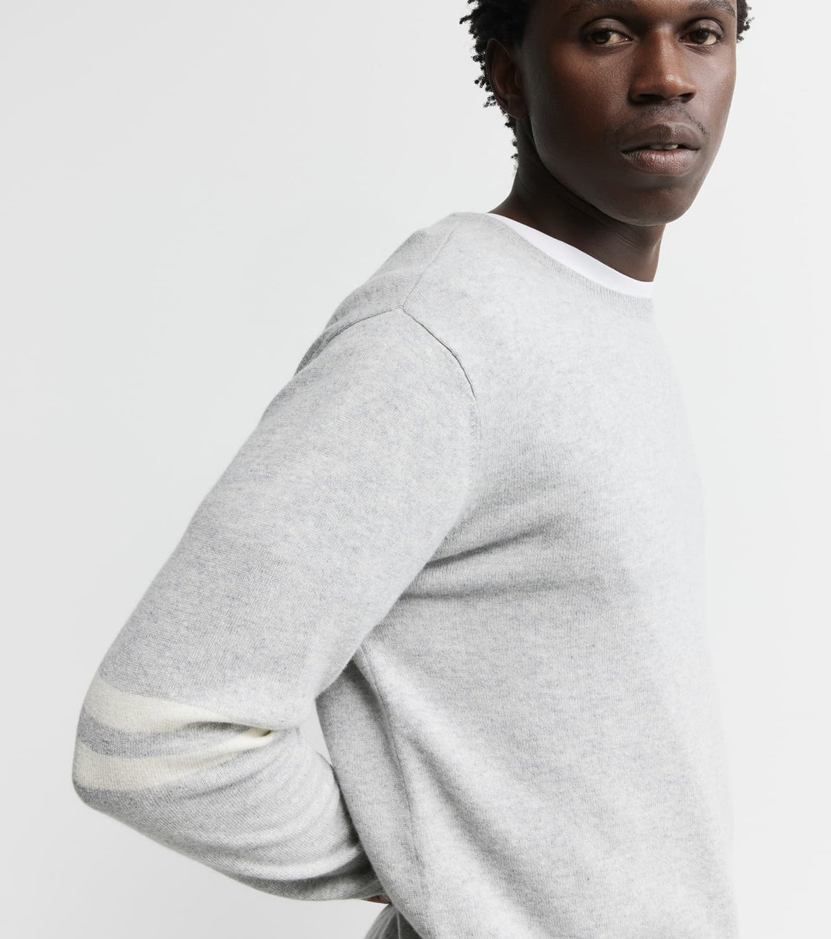 Mens Cashmere Crew Stripe Sleeve - Grey Melange/ Cream