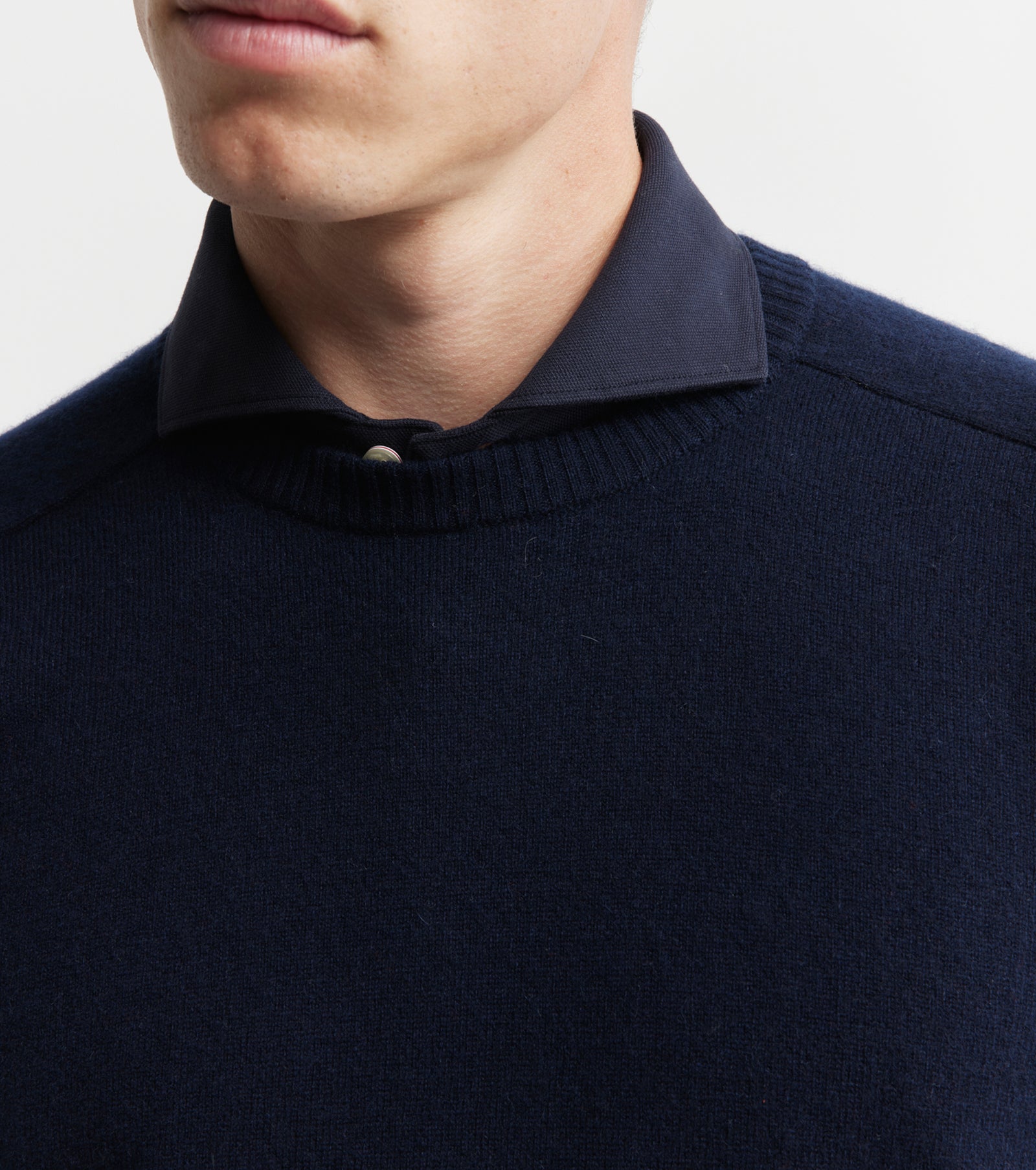Mens Cashmere Saddle Crew - Ink