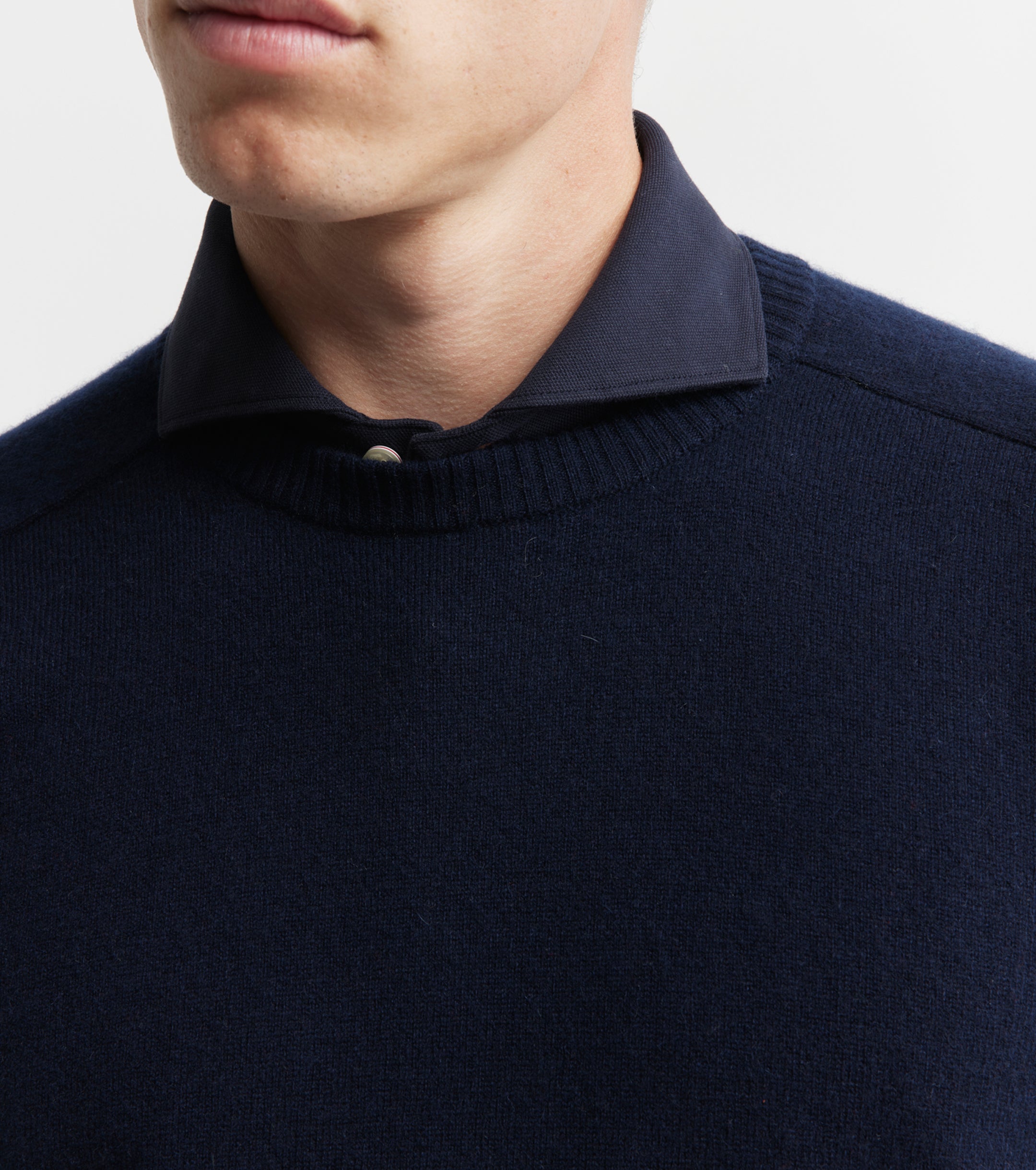 Mens Cashmere Saddle Crew - Ink