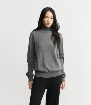Signature Relaxed Cashmere Turtle Neck - Graphite