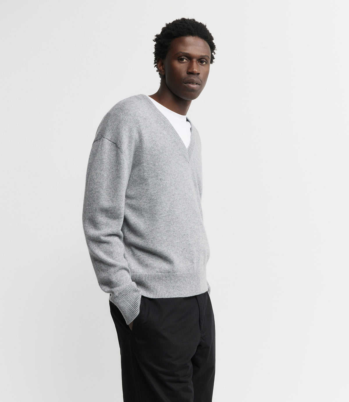 Mens Cashmere V Sweater - Dark Grey Melange