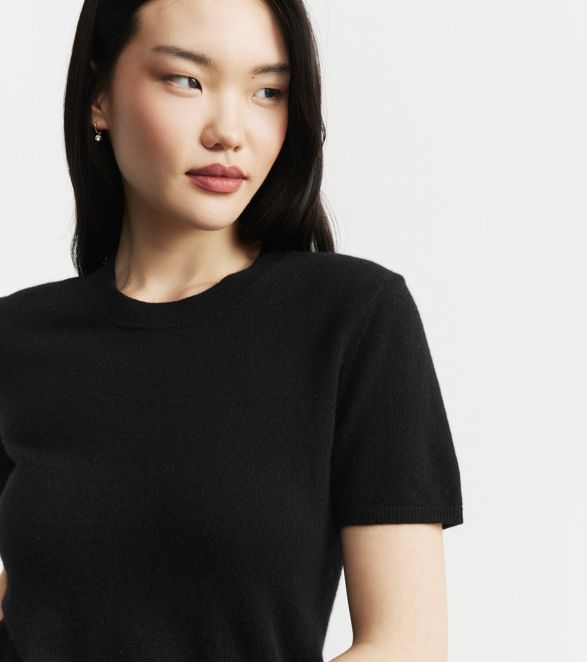Cashmere Slim Fit Tee - Black